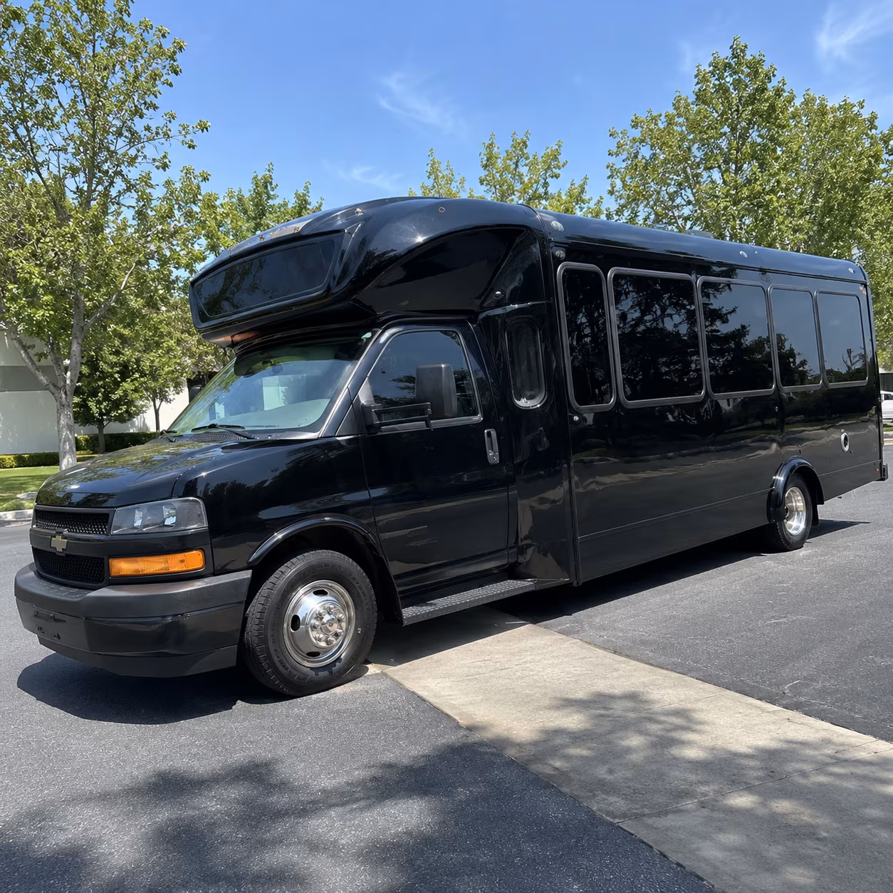 Palo Alto Birthday, Sweet 16, & Quinceañera Party Bus Rentals