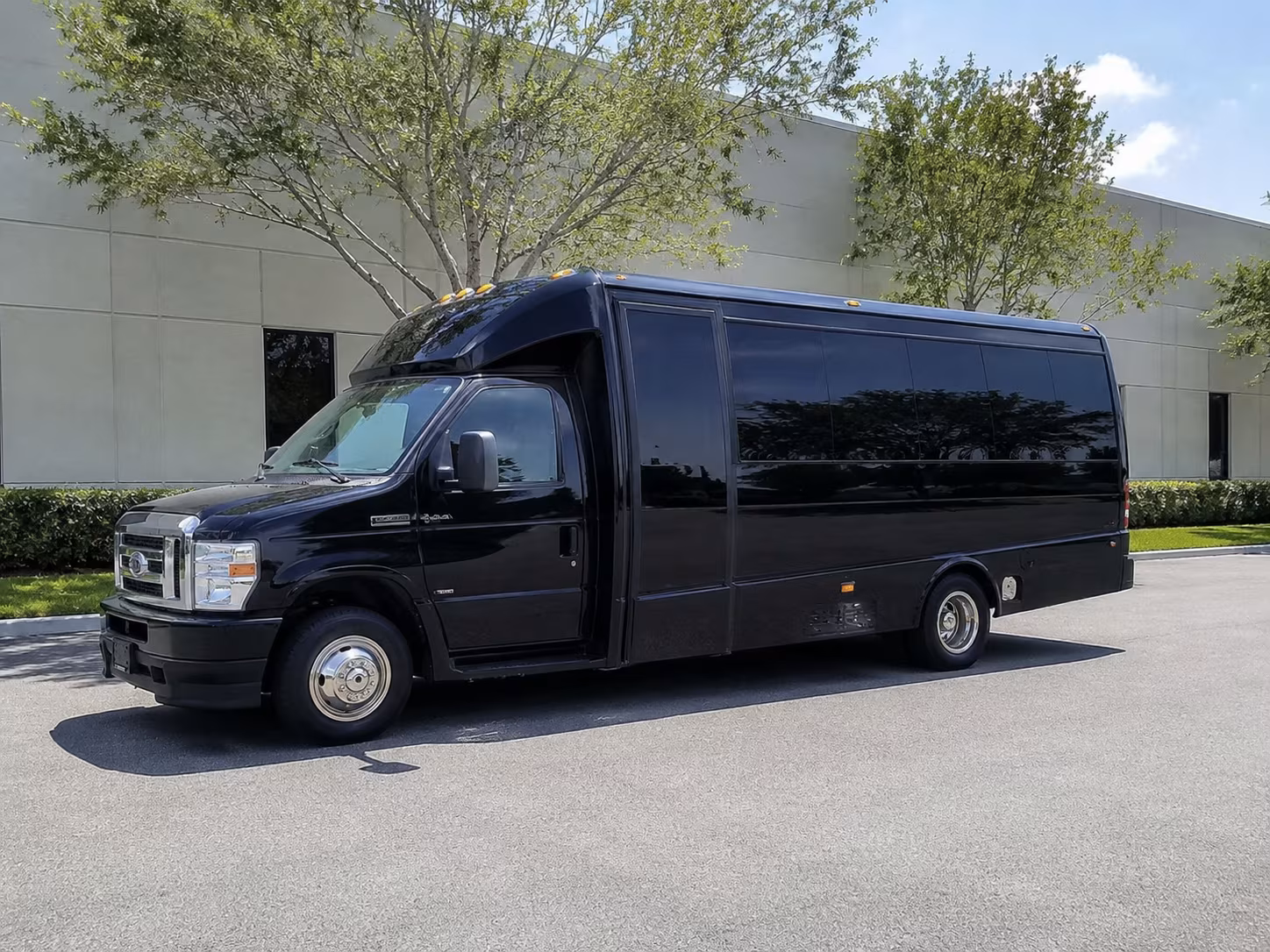 Redwood City School Event & Field Trip Transportation